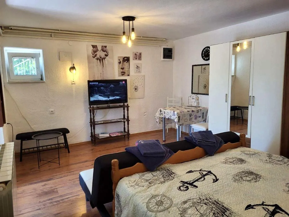 Apartment Felix Novi Vinodolski